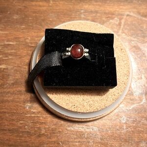 Elegant Sterling Silver and reversible Blue/brown Stone Ring